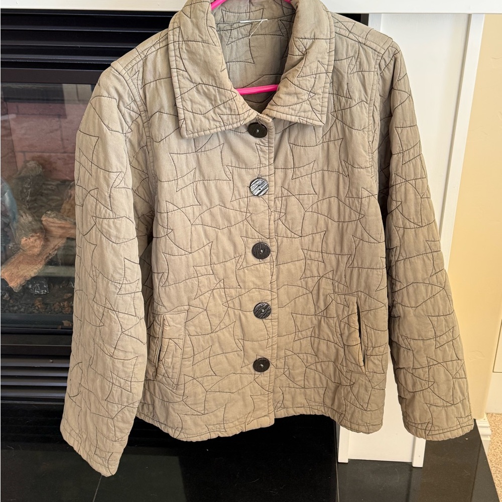Quilted Taupe Button-Front Casual Jacket